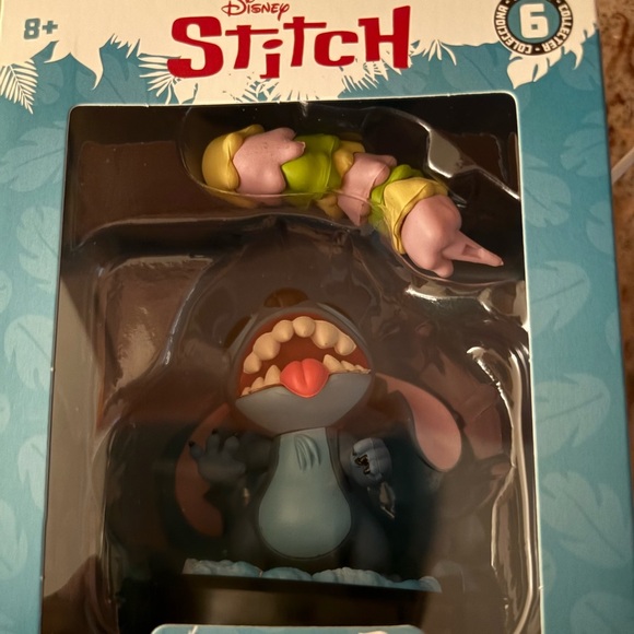 Disney Glutton Stitch brand new - Picture 1 of 3